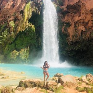 Meet your Posher, Mercedez